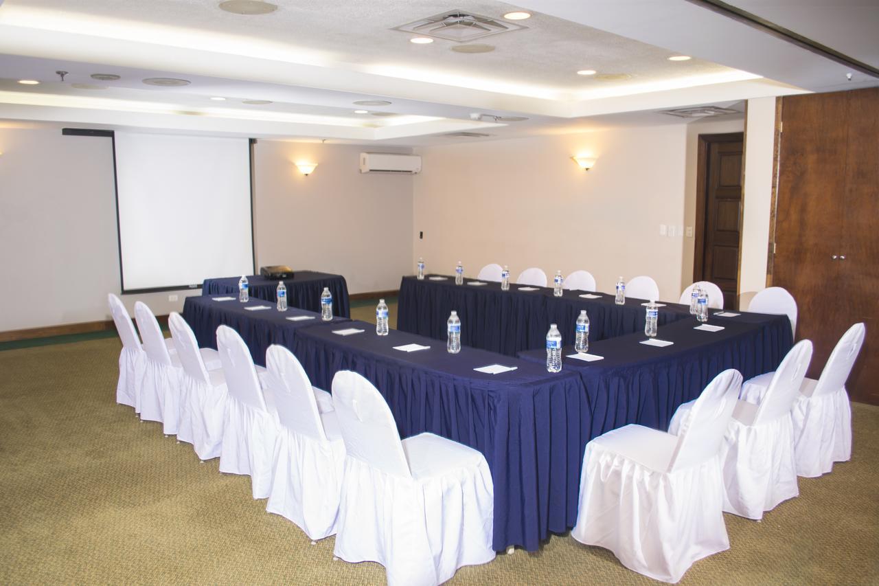 Istay Hotel Ciudad Juárez Exterior foto Meeting room